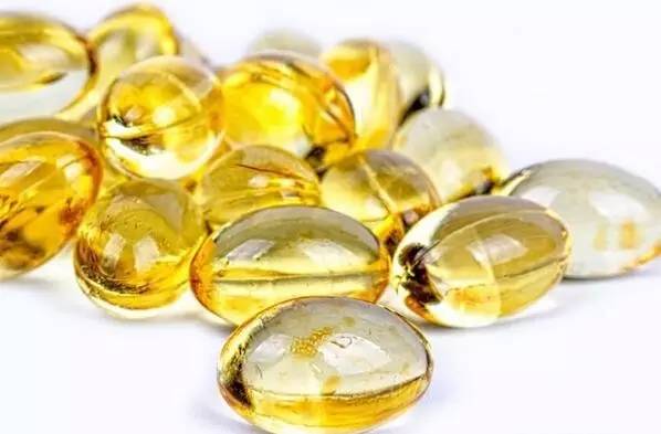 深海鱼油胶囊和鱼油凝胶糖果区别,深海鱼油和鱼油卵磷脂的区别