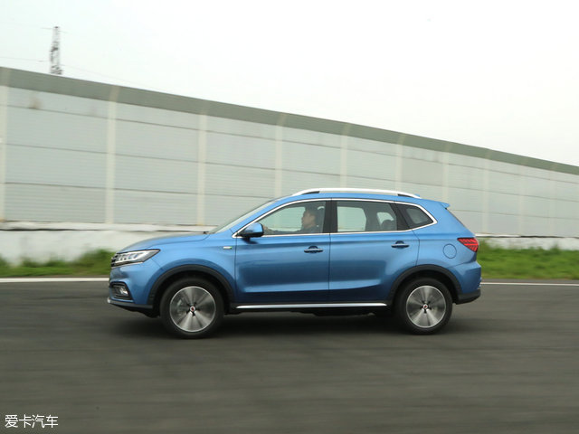 荣威erx5ev400试驾,荣威erx5试驾