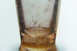 2000年前的古墓挖出玻璃杯,汉代墓出土水晶杯