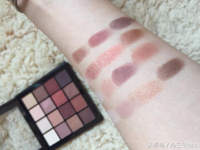 哑光眼影和微珠光眼影妆容区别,最显高级的眼妆
