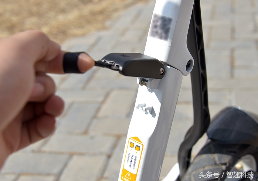 老婆儿子齐上阵视频,入门级电动车测评