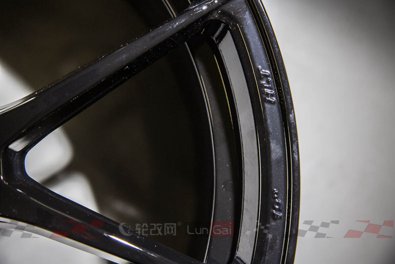 16寸经典五幅刀锋轮毂,五幅oz轮毂