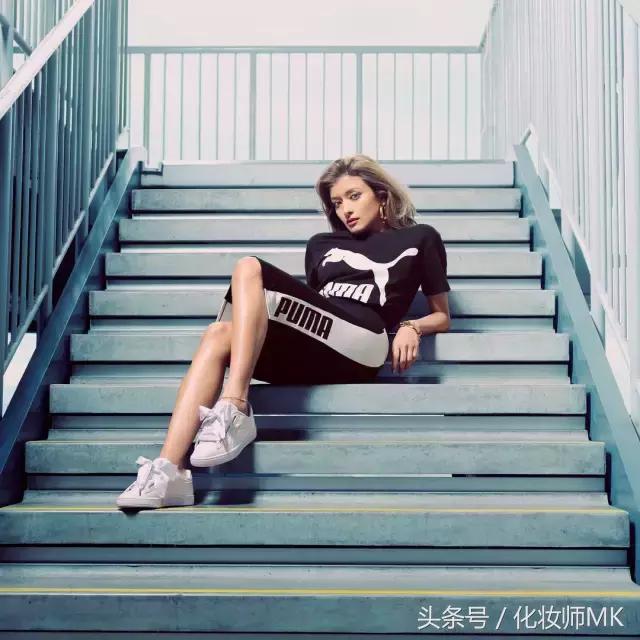 刘雯迪丽热巴都穿过的彩色的鞋,刘雯帕拉丁鞋子同款