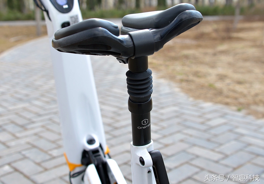 老婆儿子齐上阵视频,入门级电动车测评