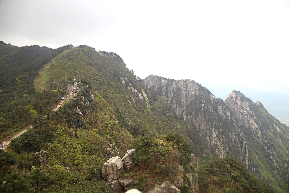 山东领秀户外:千里挺进大别山,众雄傲视天堂寨