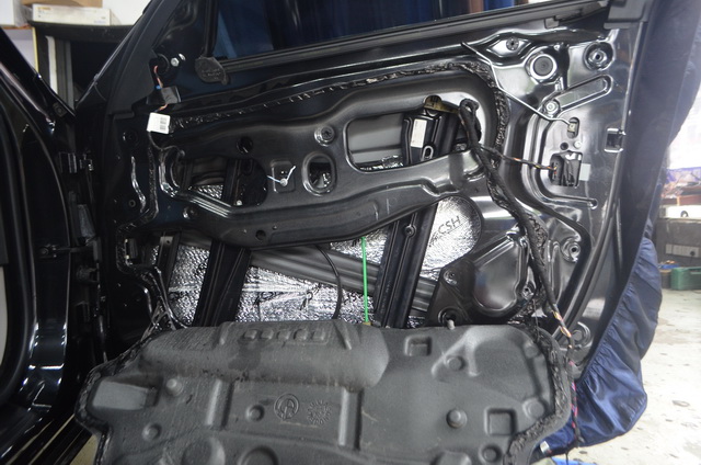 丹阳宝马525音响改装,宝马525改装声浪浑厚