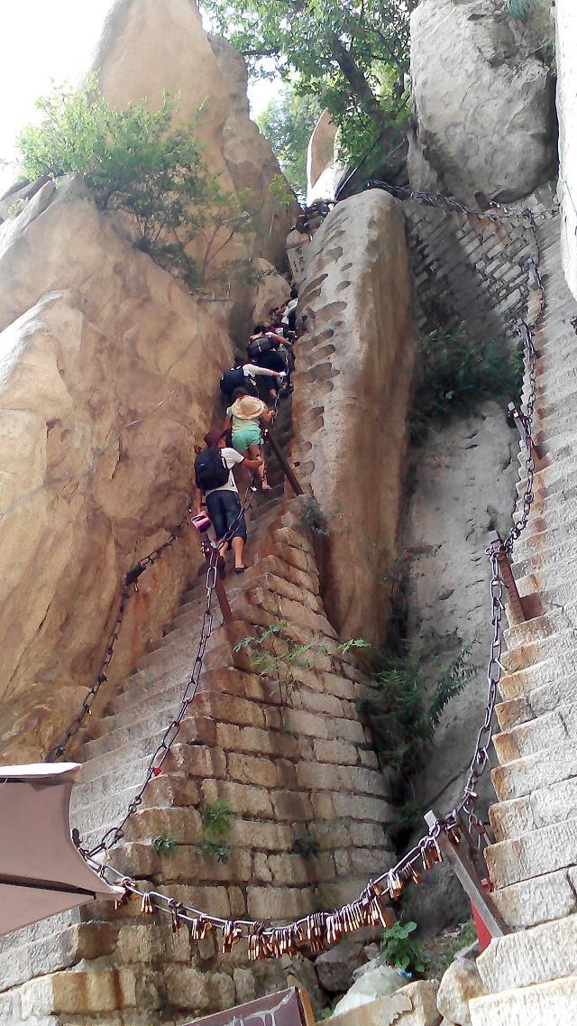 华山两日游好去处,西岳华山附近旅游景点