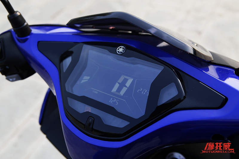 nvx155雅马哈踏板,雅马哈nvx155试驾