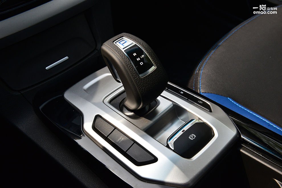 吉利帝豪ev400实际续航实测,吉利帝豪ev300详细介绍