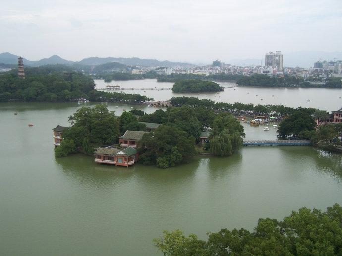 苏东坡与王朝云在西湖,苏东坡西湖遇见王朝云