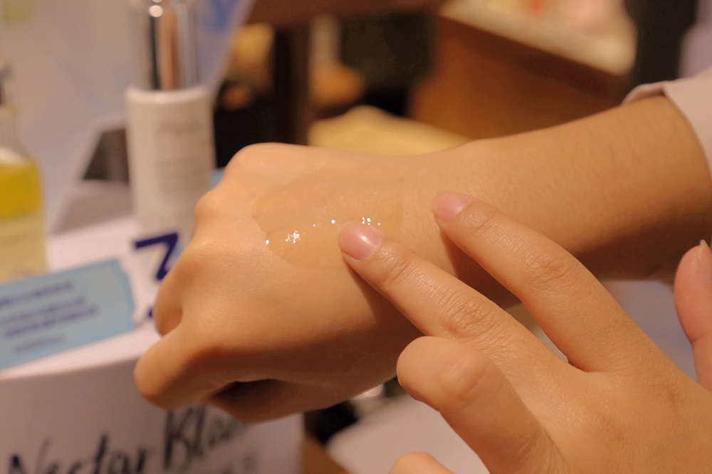 美白总是无效,美白为什么会反黑