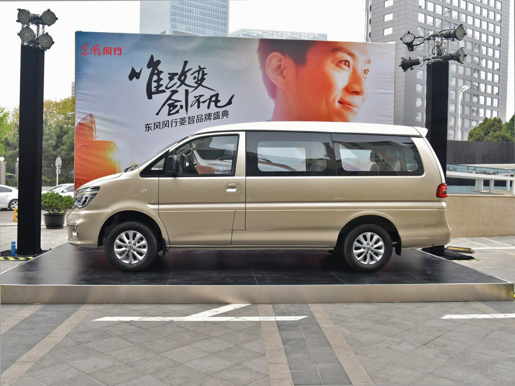 菱智m5新款mpv口碑,菱智m5新款mpv4.7米