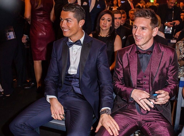 c罗得知梅西被喷搞笑图片,c罗梅西调侃国足视频