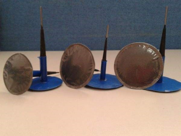 轮胎扎钉子了补胎还是换胎,途昂轮胎扎钉子补胎视频