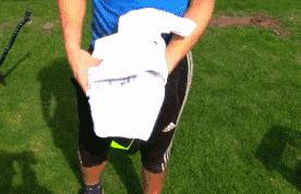 高尔夫手套很多汗渍怎么清洗,足球手套洗的时候要注意什么