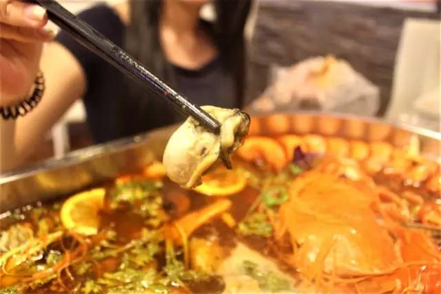 马来西亚海鲜大咖,在新加坡吃过最大的海鲜大咖