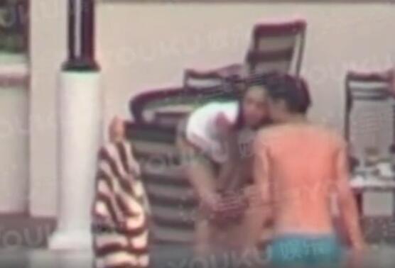 白百何被搂腰,白百何被搂搂抱抱