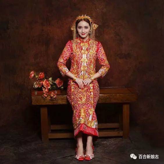 周迅秀禾服红高粱,周迅被谁捧红