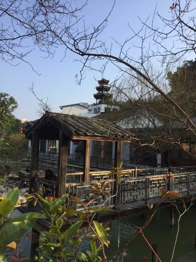 带娃没地方去？就到甘坑客家小镇走一走吧！