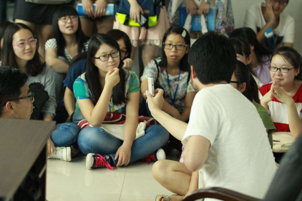 如何搞定学妹,撩妹达人教你如何一招搞定