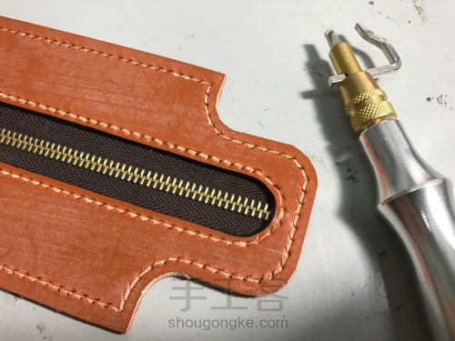 自己动手来做一个高大上的杜勒斯风格公文包吧