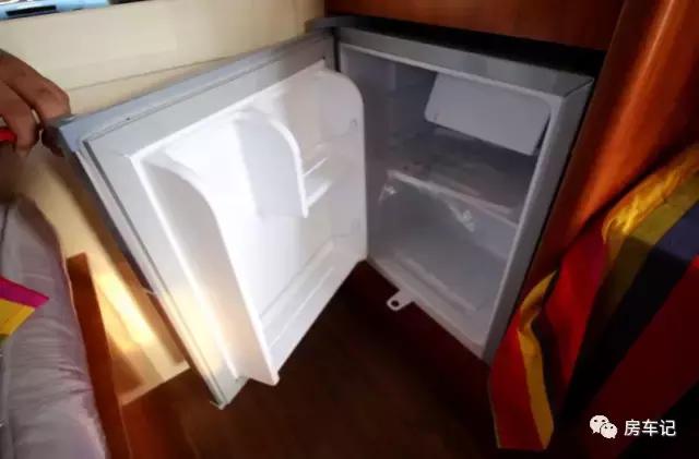 梦之旅轻卡房车,一辆最低配置的国产房车要多少钱