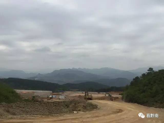 都匀国际足球小镇图片,贵州都匀国际足球小镇