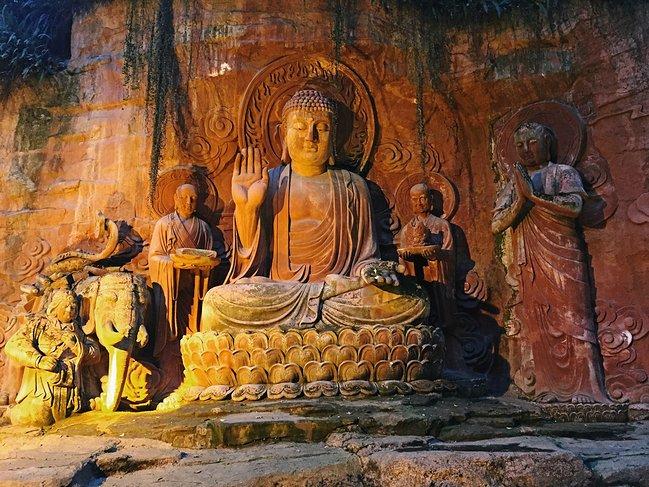 峨眉山一日观金顶日出吃住行攻略,峨眉山吃住行全攻略