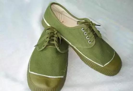 什么军鞋穿着舒服,中国人的集体记忆700字以上