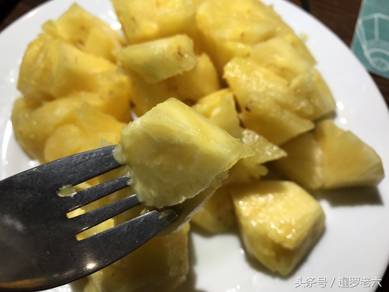 泰国小菠萝好吃又便宜,泰国小菠萝大果更便宜吗