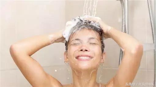 油头到底洗什么洗发水,油头可以用滋润的洗发水吗