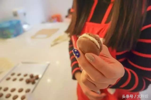 正宗马卡龙做法教程不太甜的,美食马卡龙的制作过程