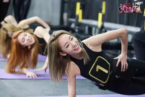 保护真人秀的“真”，《天生是优我》向国际最强女团发起讨教