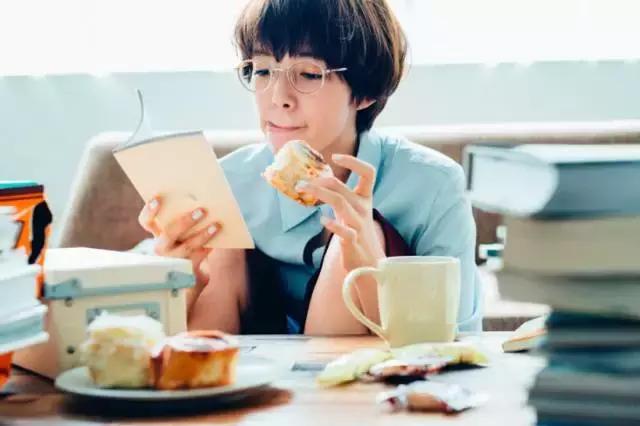 这本掀起“眼镜娘”风潮的杂志，如今即将成为回忆