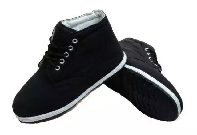 什么军鞋穿着舒服,中国人的集体记忆700字以上