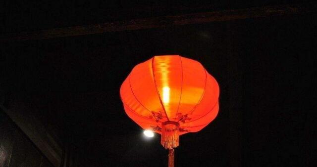 民间故事鬼怪传说八尺大人,民间鬼故事闹鬼的城隍爷