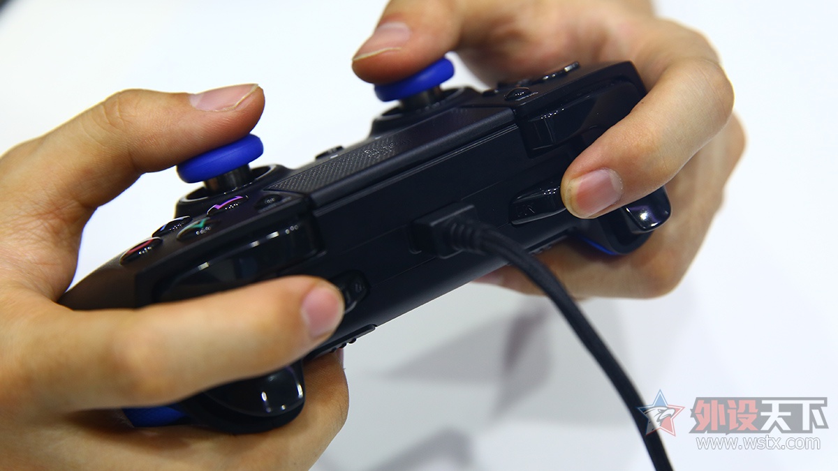 雷蛇终极版手柄ps4,雷蛇索尼手柄