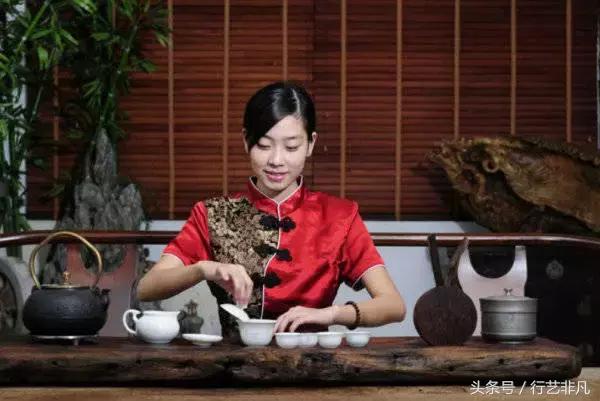 谷雨时节喝茶清肝明目,谷雨前的茶和谷雨后的茶哪个好喝