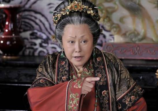 杨门女将巾帼英雄穆桂英挂帅,穆桂英挂帅穆桂英智勇双全