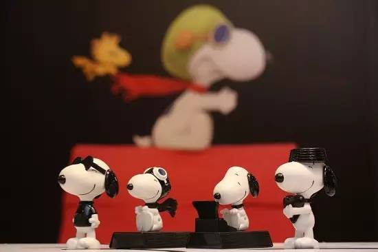 史努比永远是最爱的小狗,史努比是只什么样的小狗