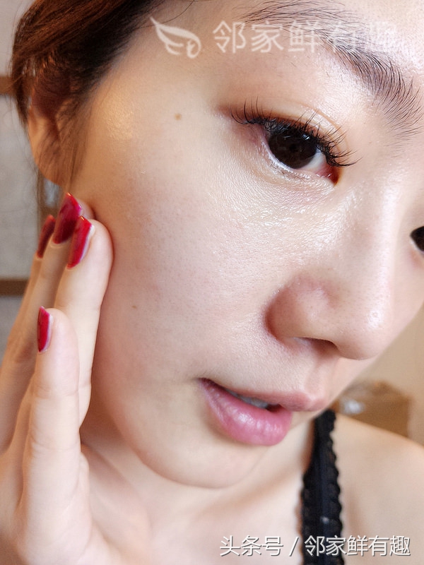 女神的秘密*器武**,神级粉饼Laura Mercier唤颜凝露