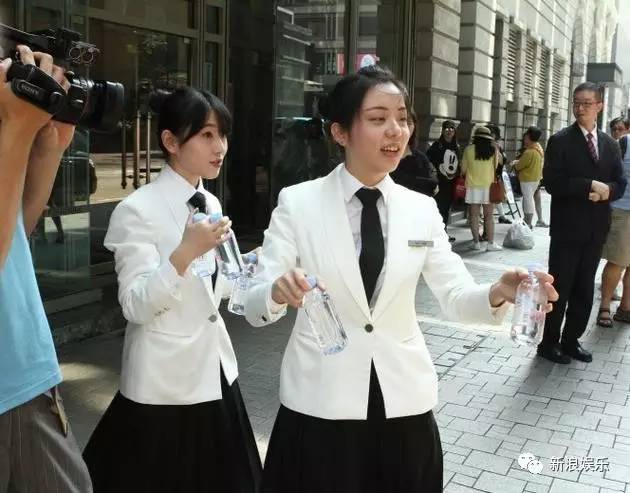 天王嫂方媛出席活动捞金 (方媛嫁给天王真的幸福吗)