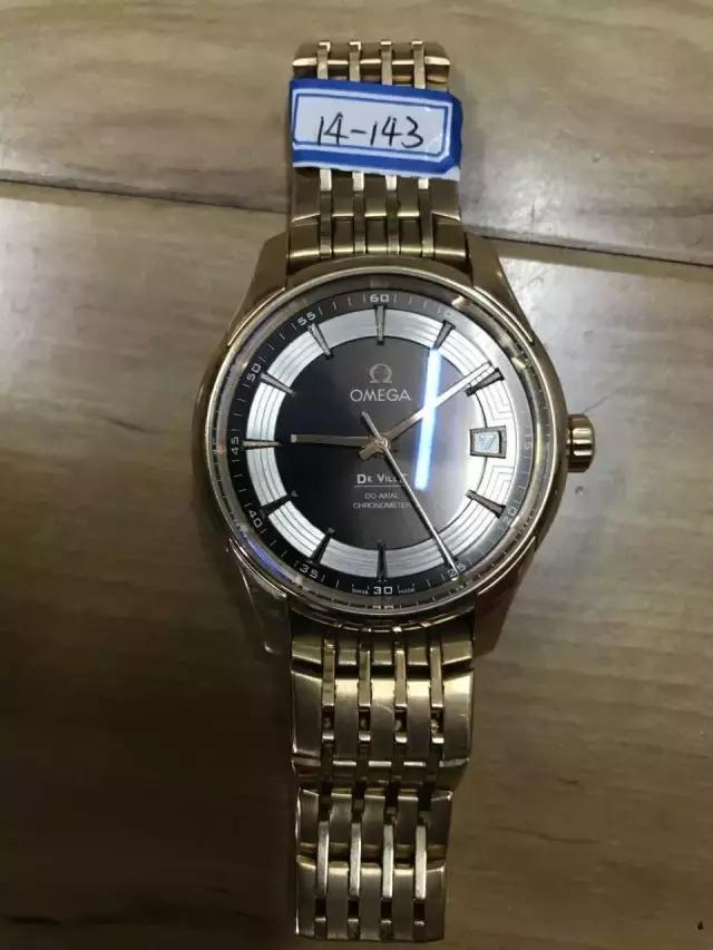 一箱1974年茅台拍出900万天价,80年代的茅台拍卖多少钱