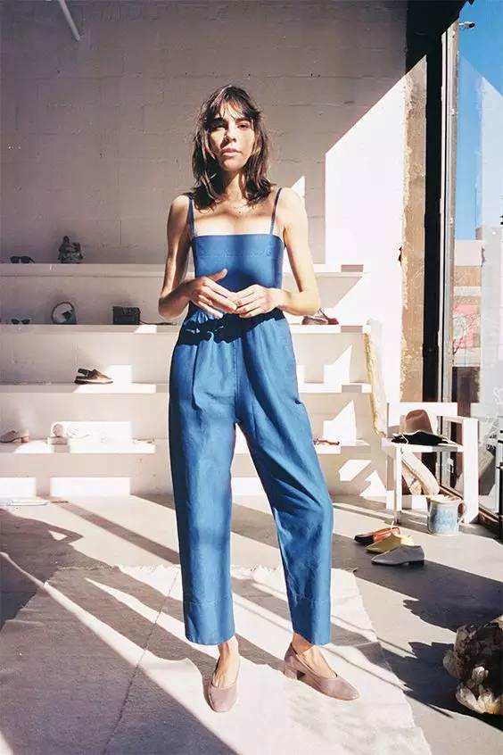 突然爆红的奶奶鞋,奶奶鞋网红爆款中学生