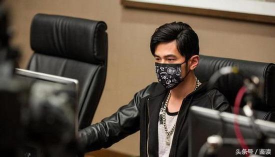 除了周杰伦的“魔杰电竞”豪华网吧，明星效应开店怎么样？