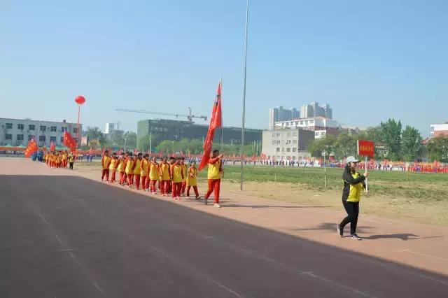 安国市实验小学田径运动会开幕式,全市中小学生田径运动会开幕式