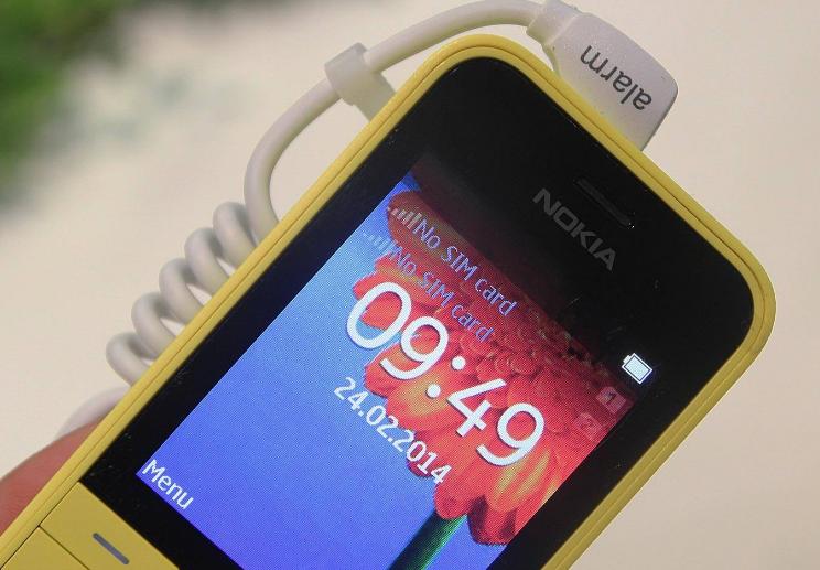 不到2000性价比高拍照好的12gb手机 (新款手机推荐性价比高2999)