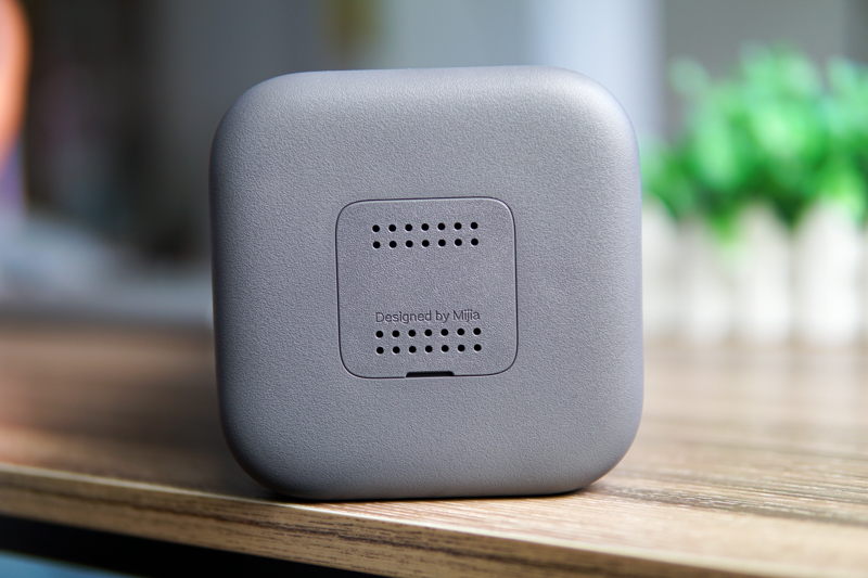 别让甲醛影响你刚买新车的心情，试小米米家车载空气净化器新款