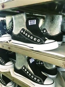 何苦买仿制名牌鞋成本30元,这5双丑鞋今年这么火,值得入手呀