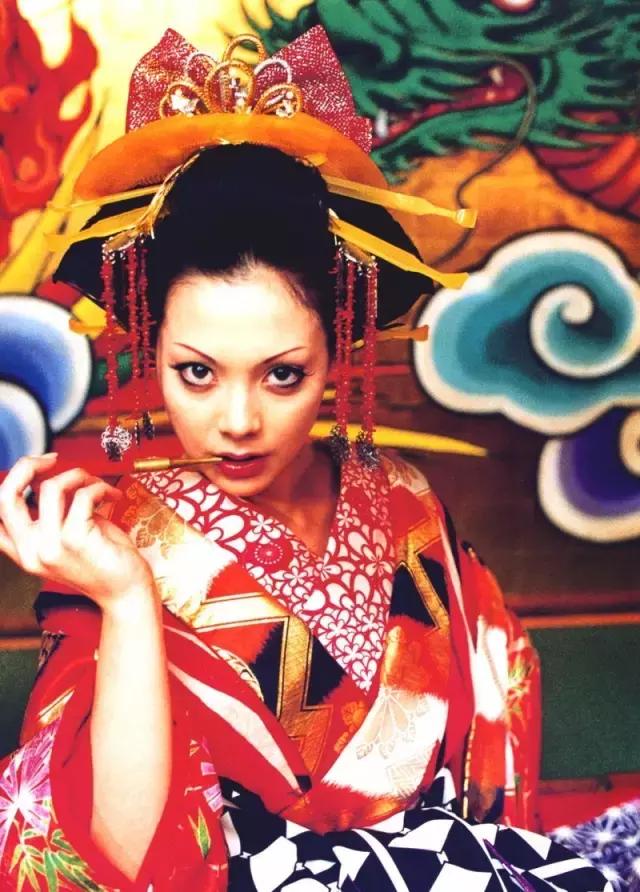 日本的混血女星,40岁日本混血美女